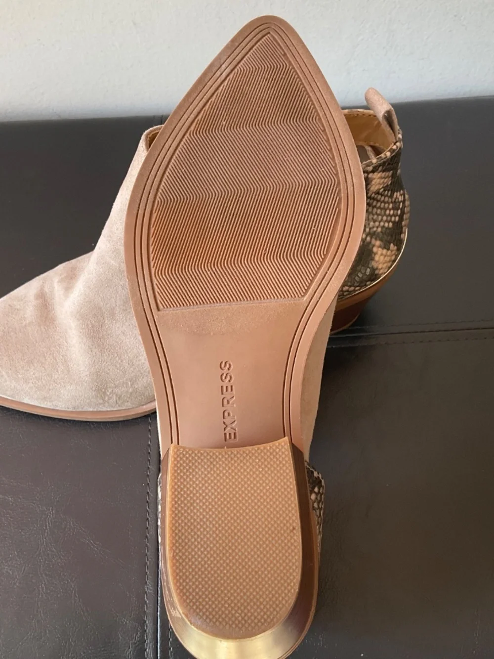 Express Women's Tan Faux Suede Snakeskin Pointed Toe Ankle Booties - EUC